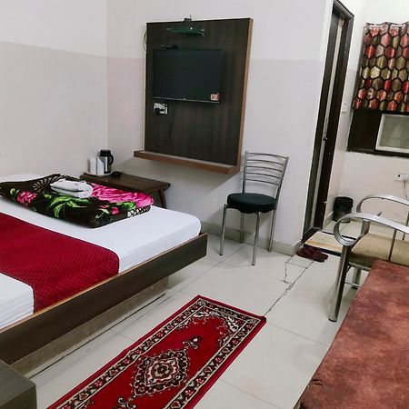 Hotel Diamond New Delhi Exterior foto